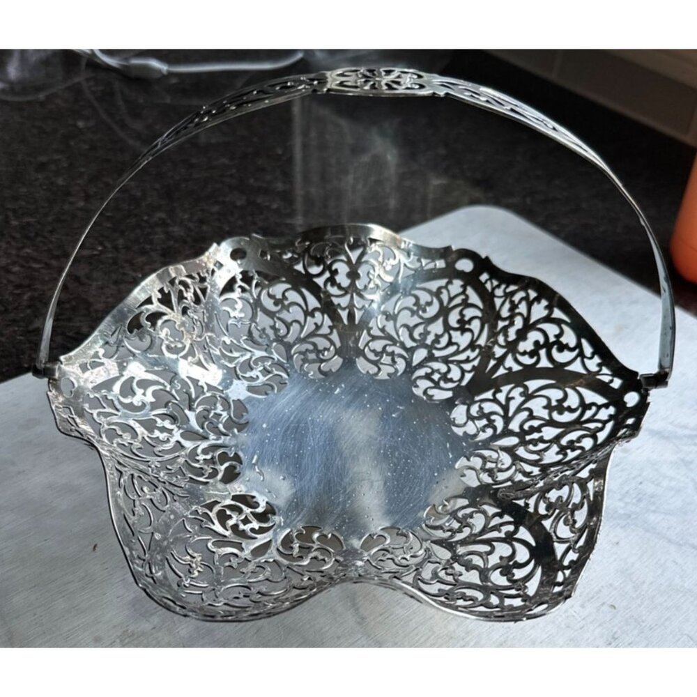 Vintage reticulated silver basket stamped EPNS Rand Made in England
